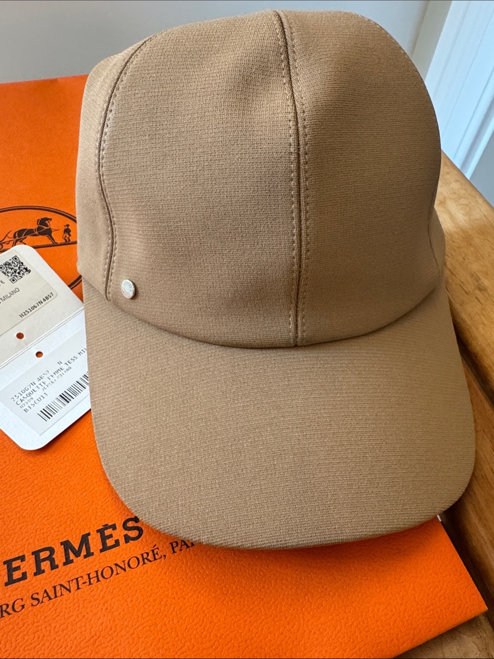 Hermes Unisex Tan Baseball Style Cap with Hermes Silver Studs